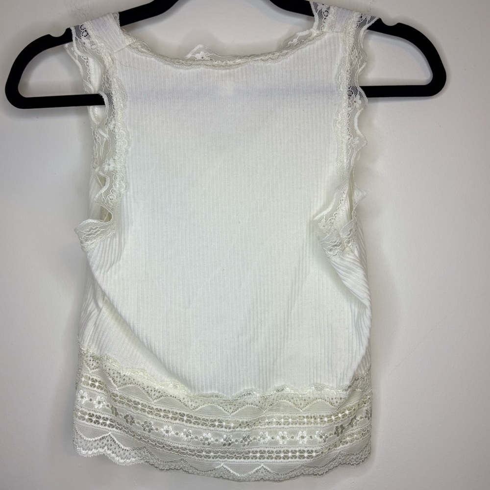 Caution To The Wind Boho Ivory Lace Button Cropped Tank Top Size Medium - Picture 2 of 7